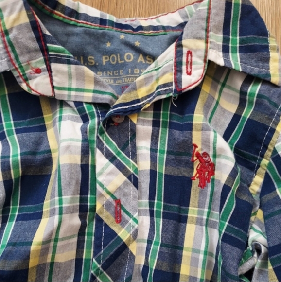 2T Toddler Boy BUNDLE Sweater, Button Down Shirt & Pant, Short Sleeve Polo - Picture 3 of 12